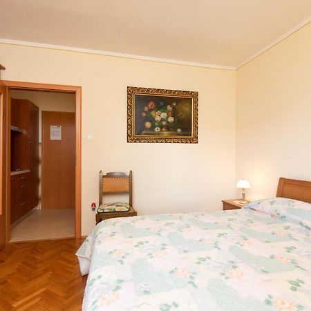 Apartments Spanjic Krk Town Exterior foto